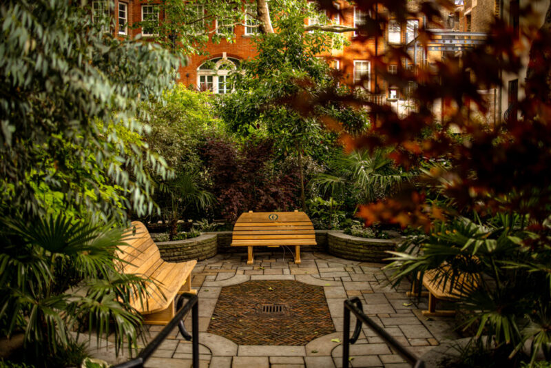 New benches at Mount Street Gardens